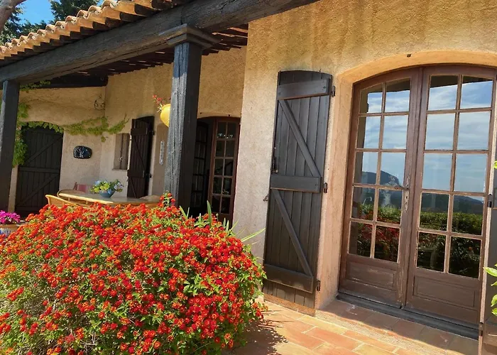 Provencal Villa With Sea Views & Mediterranean Garden, Beaches, Wi-Fi, Air Conditioning