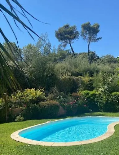 Charmante Villa Avec Piscine - Golfe St Tropez