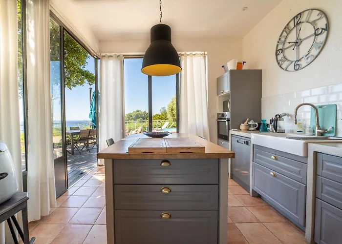 Villa Avec Piscine Et Vue Sur Mer Panoramique
